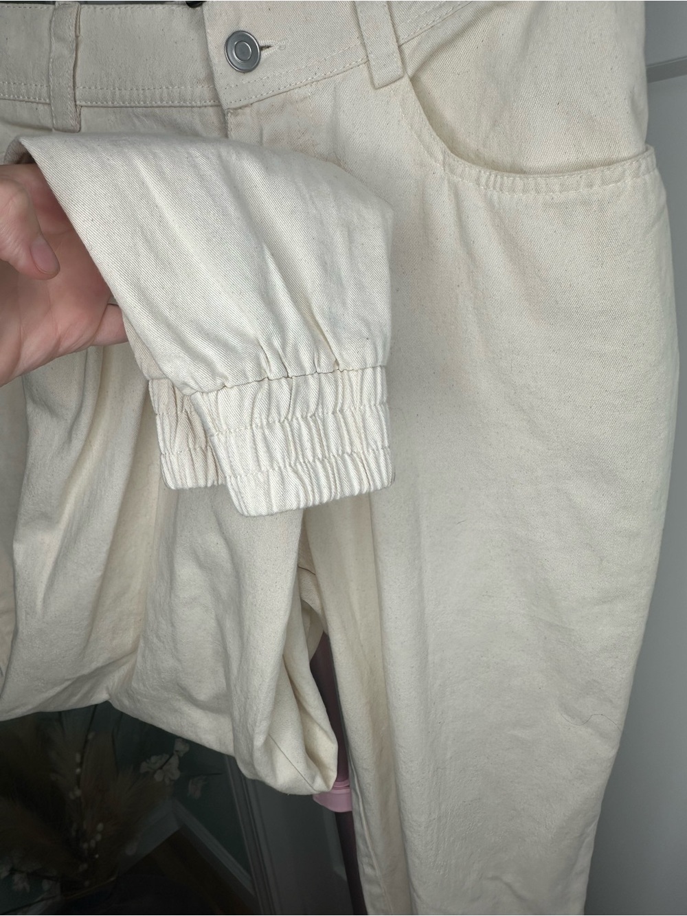 entro Cream High-Rise Denim Joggers Small NWT - Picture 3 of 6